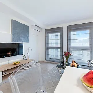 chlodna-po-serviced-apartments.warsawhotelspoland.com/